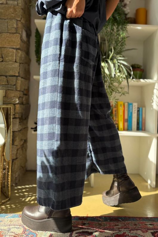 Nora Brushed Cotton Gingham Kick Pant Navy